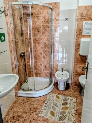 Kuća 250 m², Medulin - 3 apartmana i terasa - 7