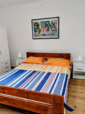 Kuća 250 m², Medulin - 3 apartmana i terasa - 8