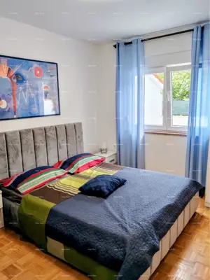 Kuća 250 m², Medulin - 3 apartmana i terasa - 5