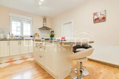 Prodaja, Kuća, Oroslavje, Stubička cesta, Samostojeća, 279 m² - 8