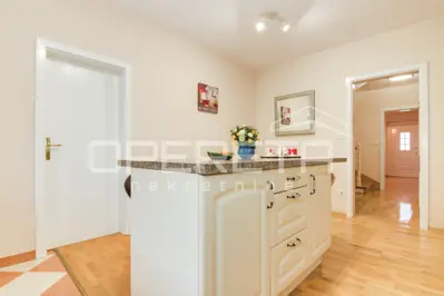 Prodaja, Kuća, Oroslavje, Stubička cesta, Samostojeća, 279 m² - 9