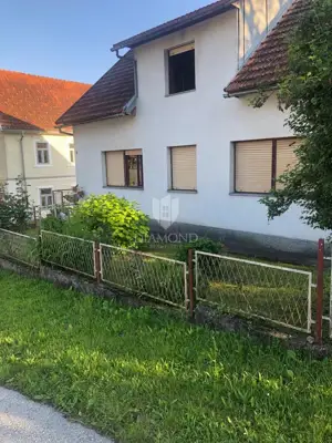 Prostrana obiteljska kuća s velikom okućnicom u idiličnom prirodnom ok - 4