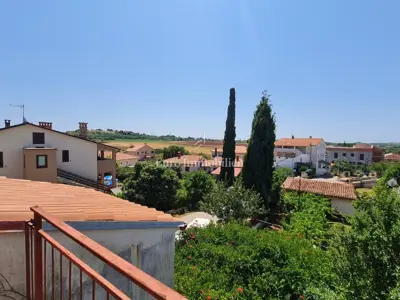 Kuća s velikom okućnicom u okolici Pule - 19