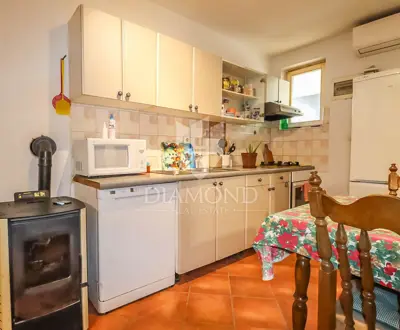 Etaža u Rovinju, mirna lokacija blizu centra i mora - 3