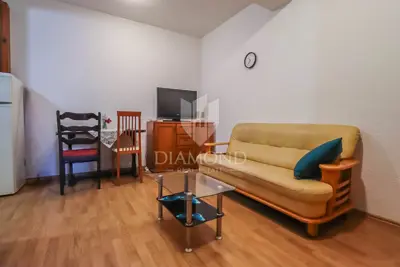 Etaža u Rovinju, mirna lokacija blizu centra i mora - 17