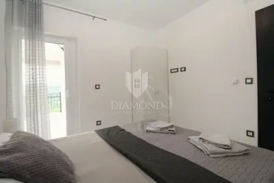Stan 60 m², Bribir - pogled na more i dvije terase - 8