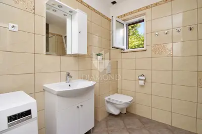 Haus 98 m², Klenovica - in Meeresnähe und Garten - 8