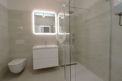 Stan 113 m², Poreč - 3 spavaće sobe, 3 kupaonice - 3