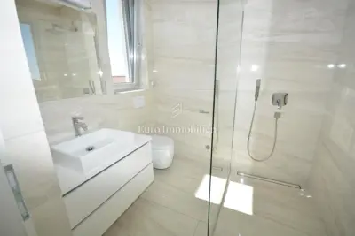 Vila 400 m², Krk - pogled na more i bazen - 20