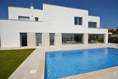 Vila 400 m², Krk - pogled na more i bazen - 2