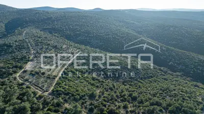 Landwirtschaftsfläche 1.529 m², Povlja auf Brač, ruhige Lage - 2
