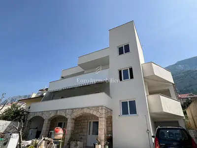 Apartment house 650 m², Makarska - panoramic sea views