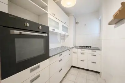 Stan 68,98 m², Trnje - 2 spavaće sobe, lođa i lift - 3