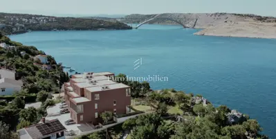 Luxury apartment by the sea with panoramic view - A2