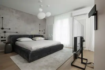 Stan 151 m², Maksimir - Srebrnjak, 3 sobe i 2 kupaonice - 10