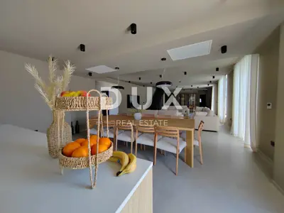 Villa 320 m², Poreč - 5 Schlafzimmer und 5 Badezimmer - 18