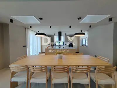Villa 320 m², Poreč - 5 Schlafzimmer und 5 Badezimmer - 20