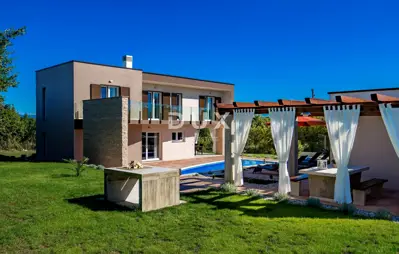 Haus 169 m², Labin - Pool und Wellness