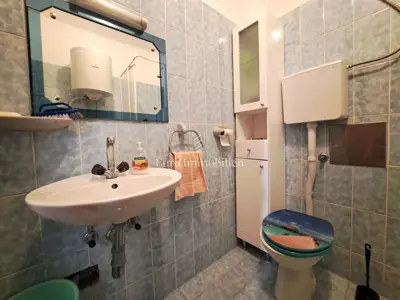 Apartment 41 m², Malinska na Krku, near the sea and balcony - 17