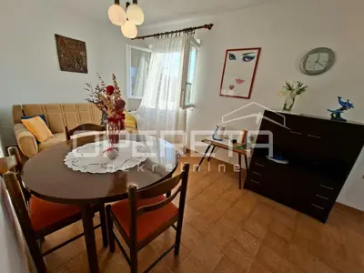 Kamena vila 400 m², Povlja na Braču, prvi red do mora - 9