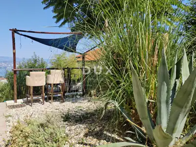 Doppelhaus 267 m², Lovran - Pool und atemberaubender Panoramablick auf das Meer - 10