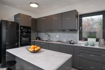 Haus in Rakalj, 400 m vom Zentrum entfernt, mit Pool und Garten - 17