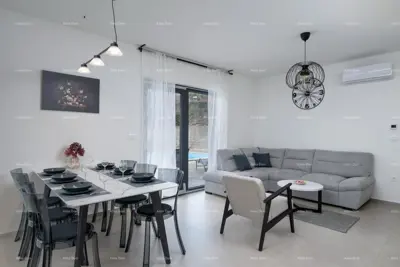 Haus in Rakalj, 400 m vom Zentrum entfernt, mit Pool und Garten - 11