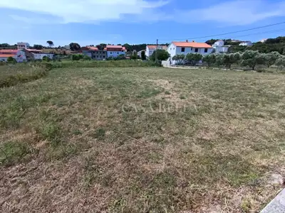 Građevinsko zemljište 976 m², Palit - izvrsna lokacija - 3