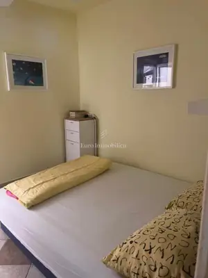 Apartmenthaus 250 m², Vir - 60 m vom Meer - 17