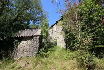 Kuća 130 m², Kršan - za adaptaciju - 10