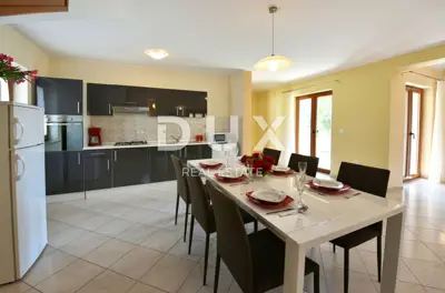 Haus 140 m², Sveti Lovreč - Pool und Terrasse - 10