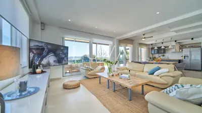 Vila 180 m², Kaštel Novi - bazen i privatnost - 6