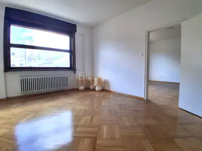 Cvjetni trg, commercial space 126 m², 3rd floor, lift - 7