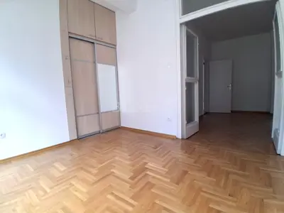Cvjetni trg, commercial space 126 m², 3rd floor, lift - 9