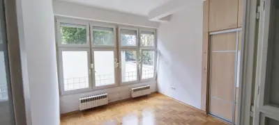 Cvjetni trg, commercial space 126 m², 3rd floor, lift - 19