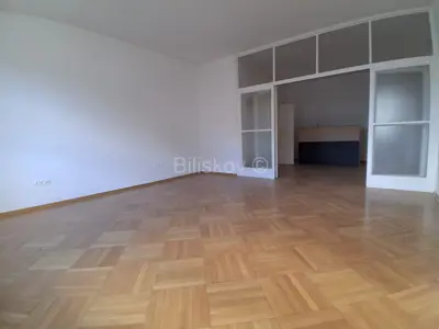 Cvjetni trg, commercial space 126 m², 3rd floor, lift - 2
