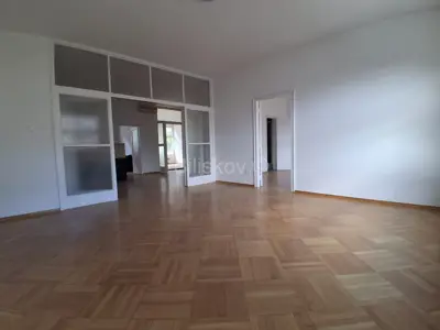 Cvjetni trg, commercial space 126 m², 3rd floor, lift - 3