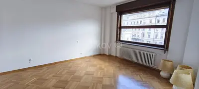 Cvjetni trg, Gewerberaum 126 m², 3. Stock, Aufzug