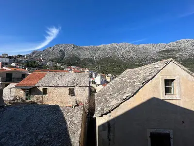 Kuća 135 m², Igrane - treći red od mora - 11