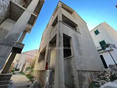 Kuća 135 m², Igrane - treći red od mora - 12
