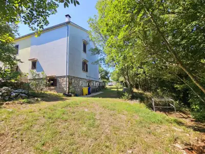 Doppelhaushälfte 130 m², Šilo - großer Gartenbereich - 5
