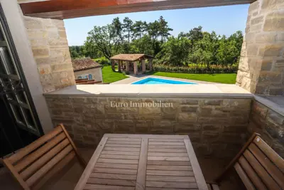 OKOLICA TINJANA! ! ! Velika samostojeća villa sa 4 spavaće sobe, idealna - 14