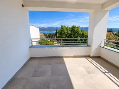Apartment 60 m², Šilo - sea view and loggia