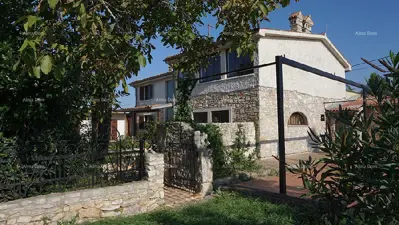 Objekt 727 m², Ližnjan - bazen i kategoriziran najam