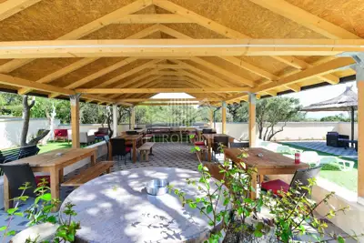 Ekskluzivno, Novalja, Škuncini Stani, 2 kuće 1000 m² s bazenom - 4