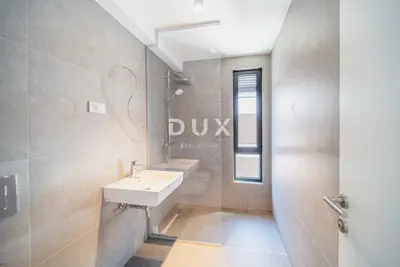 Stan 101 m², Opatija - Centar, terasa s jacuzzijem i pogledom na more - 13