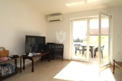 Wohnung zum Kauf in Uvala Soline, 62 m²
