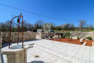 House 85 m², Skitača - renovated and furnished - 13