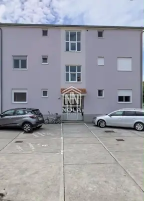 Stan 31 m², Vodice - potkrovlje i parkirno mjesto