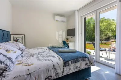 Kuća 1.039 m², Labin - bazen i natkrivena terasa - 15